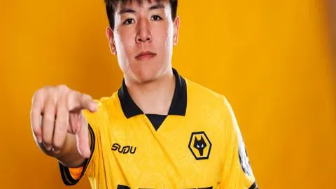 公俐勇夺亚冬会女子1500米短道速滑银牌，臧一泽获铜牌