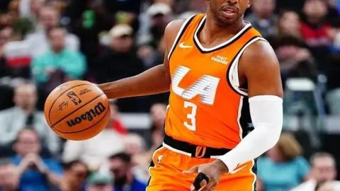 76人遭绿军首连败，马克西塔图姆齐飞40+，三人20+得分盛宴